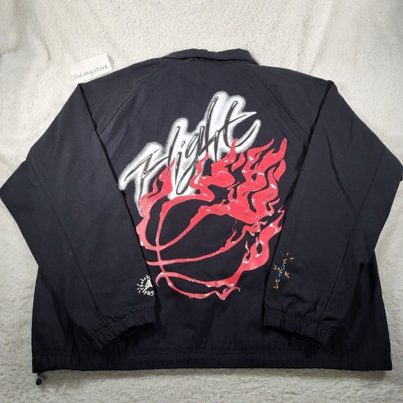 Air Jordan x Travis Scott Cactus Jack Mens Woven Graphic Jacket DO4095-010 Sz XL - Picture 2 of 11
